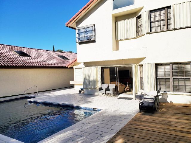 21742 Club Villa Terrace, Boca Raton, FL 33433