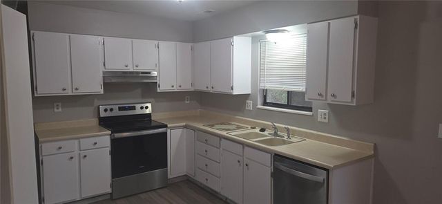 6729 W Dublin Loop, Colorado Springs, CO 80918