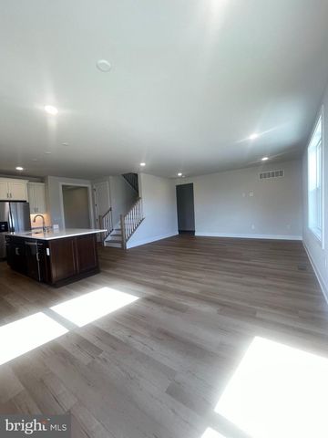 188 W 3RD AVENUE, Collegeville, PA 19426