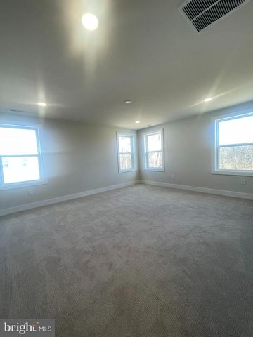 188 W 3RD AVENUE, Collegeville, PA 19426