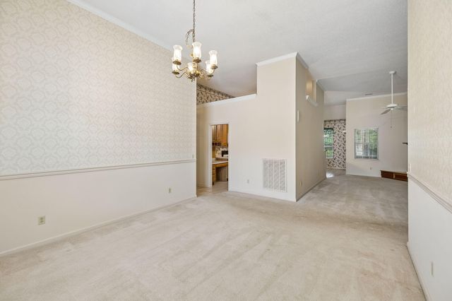 1645 Gunston Hall Road, Hixson, TN 37343