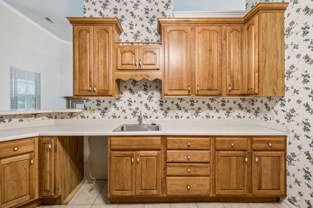 1645 Gunston Hall Road, Hixson, TN 37343