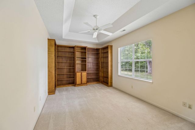 1645 Gunston Hall Road, Hixson, TN 37343