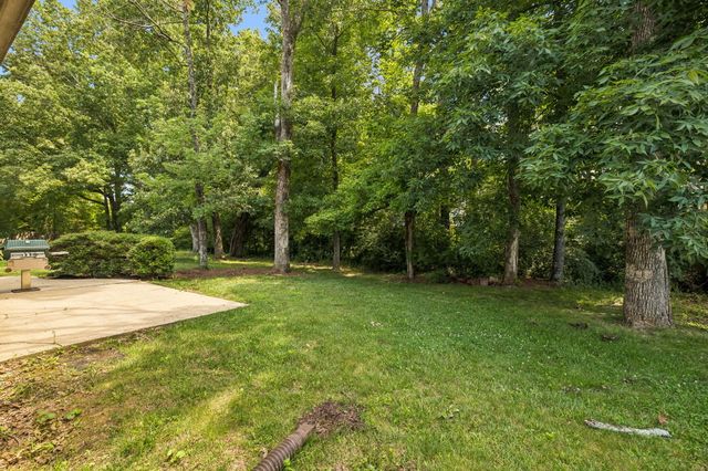 1645 Gunston Hall Road, Hixson, TN 37343