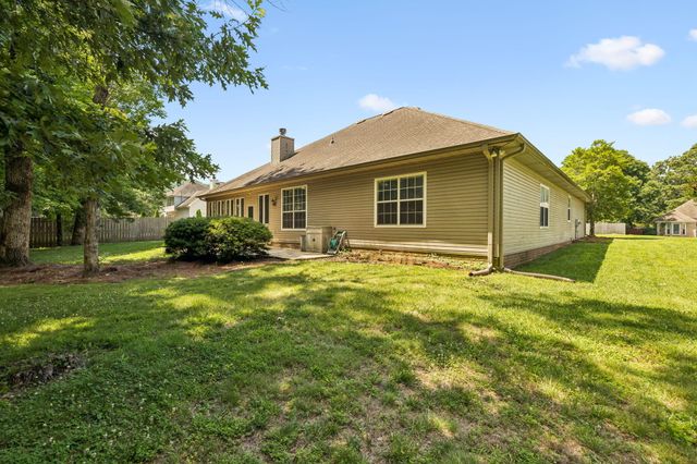 1645 Gunston Hall Road, Hixson, TN 37343