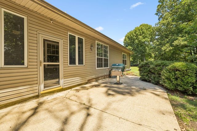 1645 Gunston Hall Road, Hixson, TN 37343