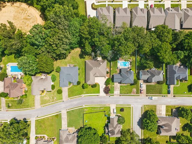 1645 Gunston Hall Road, Hixson, TN 37343