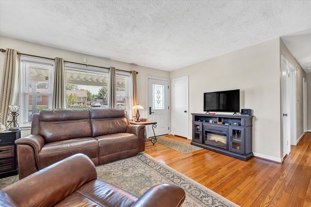 4928 Pomeroy RD NW, Roanoke, VA 24017