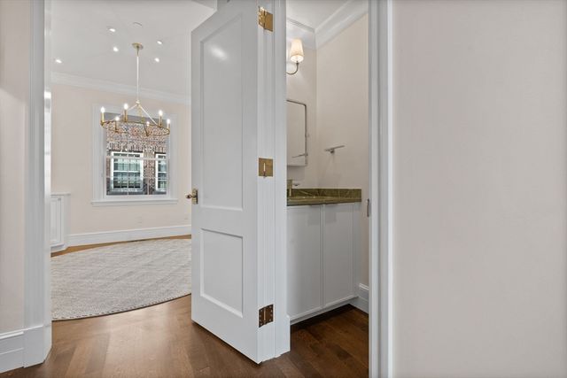 2 Byron Street, Boston, MA 02108