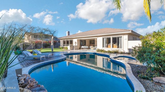 190 E LOUIS Way, Tempe, AZ 85284