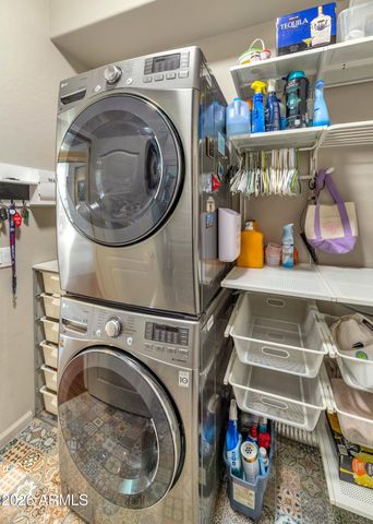 190 E LOUIS Way, Tempe, AZ 85284