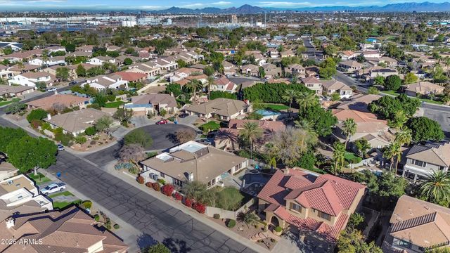 190 E LOUIS Way, Tempe, AZ 85284