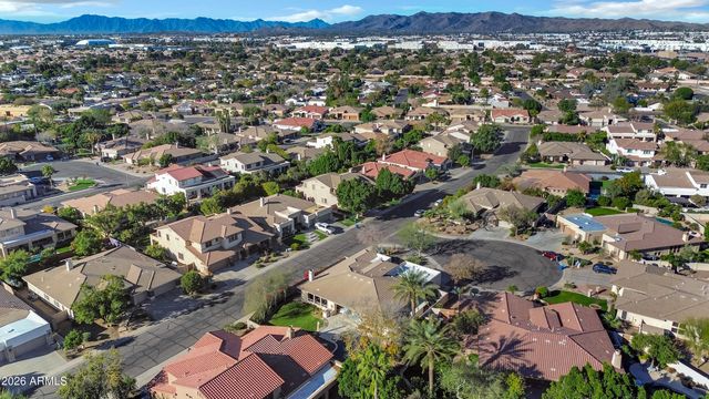 190 E LOUIS Way, Tempe, AZ 85284