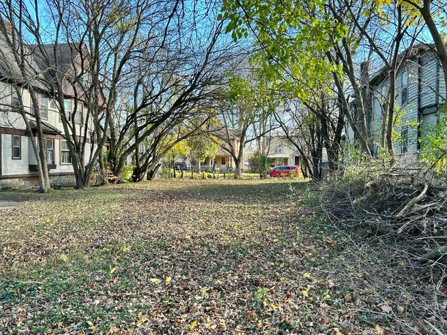 926 S Park Street, Kalamazoo, MI 49001