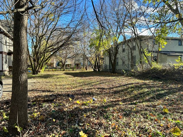 926 S Park Street, Kalamazoo, MI 49001