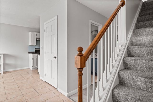 200 Heroux Boulevard 203, Cumberland, RI 02864