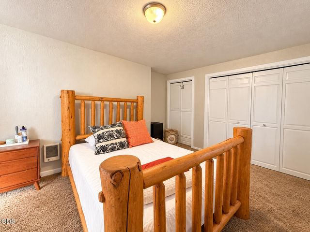 1211 Niantic Street, Medford, OR 97501