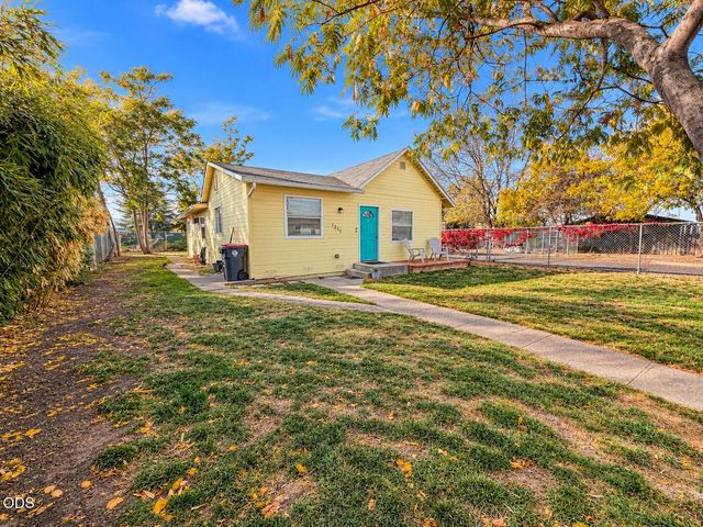 1211 Niantic Street, Medford, OR 97501