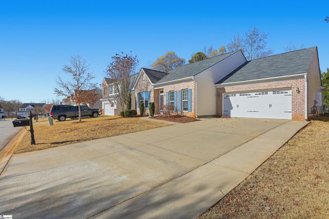 244 Chestatee Court, Simpsonville, SC 29680