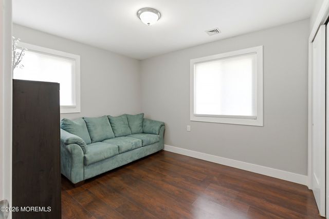 31 Saint Croix Street, Toms River, NJ 08757