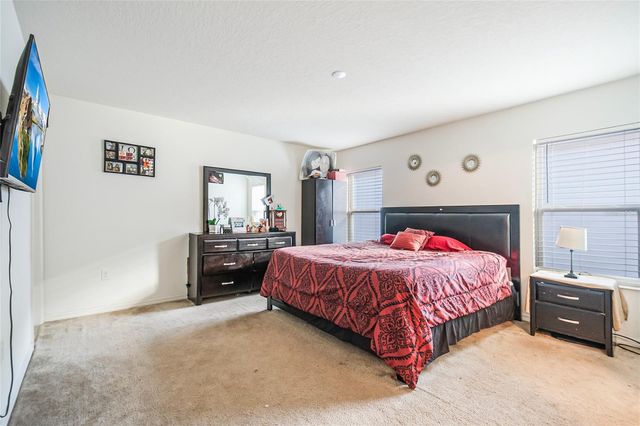 2813 MOSSHIRE CIRCLE, St Cloud, FL 34772