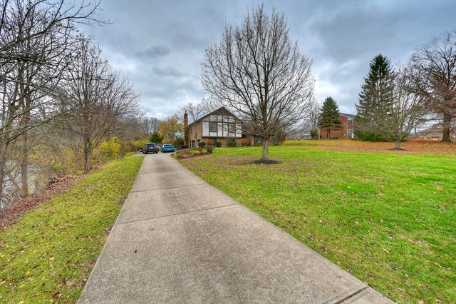 10252 Tiburon Drive, Florence, KY 41042