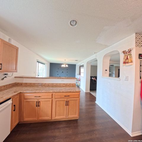 611 Sanderling, San Antonio, TX 78245