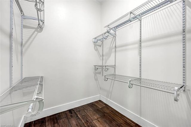 1853 Della DR, Naples, FL 34117