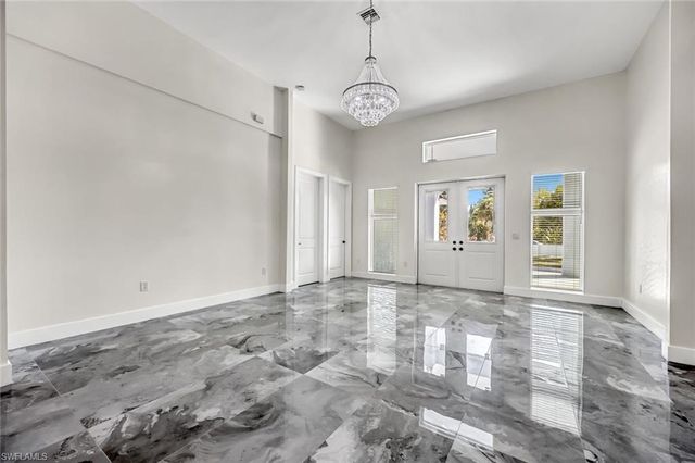 1853 Della DR, Naples, FL 34117