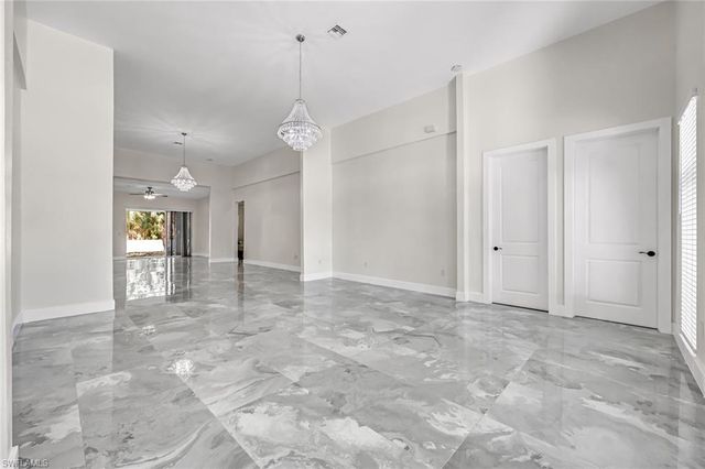 1853 Della DR, Naples, FL 34117