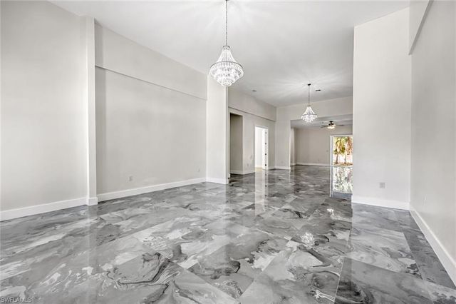 1853 Della DR, Naples, FL 34117