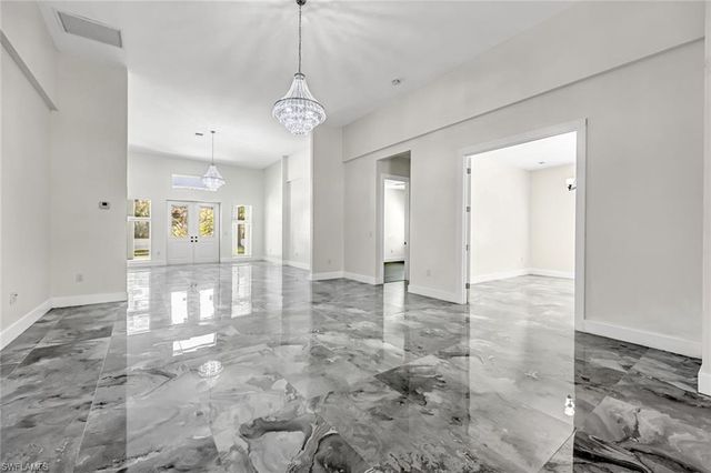 1853 Della DR, Naples, FL 34117