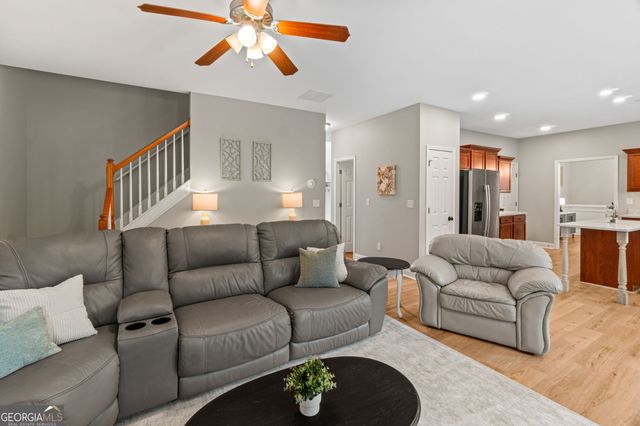 6459 Millstone Cove Drive, Flowery Branch, GA 30542