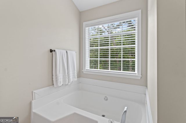 6459 Millstone Cove Drive, Flowery Branch, GA 30542