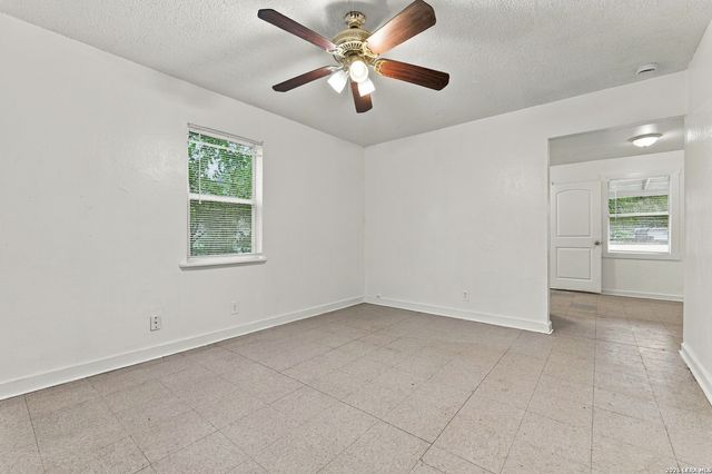 6542 TAHOKA ST, San Antonio, TX 78227