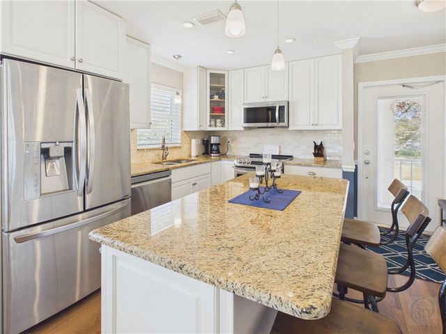 39 Woodland Drive 201, Vero Beach, FL 32962