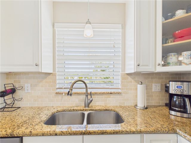 39 Woodland Drive 201, Vero Beach, FL 32962