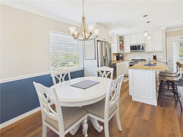 39 Woodland Drive 201, Vero Beach, FL 32962