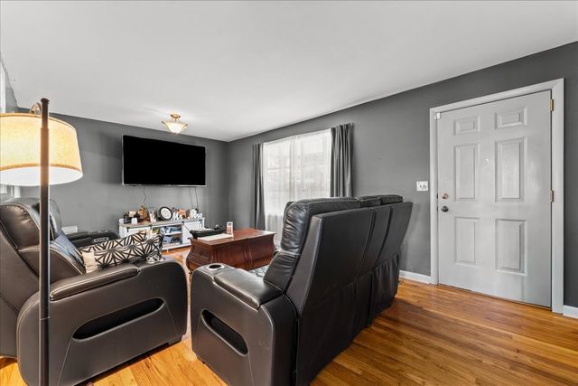 205 Bellview Dr, Mount Pleasant, TN 38474