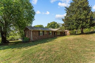 205 Bellview Dr, Mount Pleasant, TN 38474