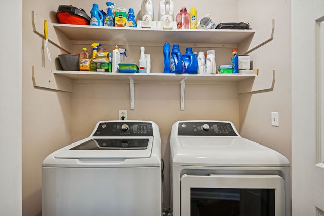 1515 Jarratt Dr, Rockvale, TN 37153