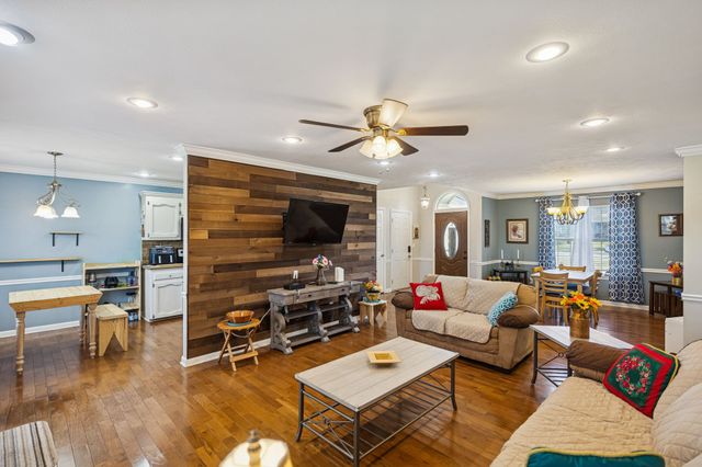 1515 Jarratt Dr, Rockvale, TN 37153