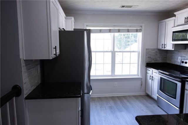 4361 Beaverton Circle, Loganville, GA 30052
