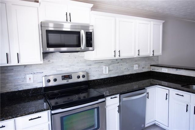 4361 Beaverton Circle, Loganville, GA 30052