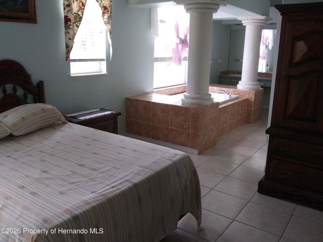 14116 Mulkerin Drive, Weeki Wachee, FL 34614