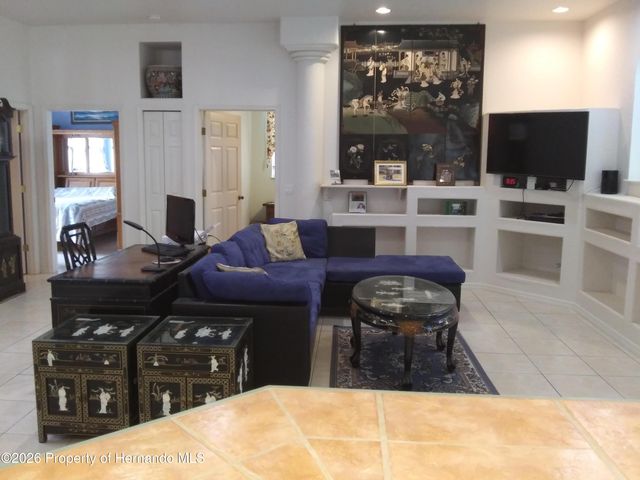 14116 Mulkerin Drive, Weeki Wachee, FL 34614