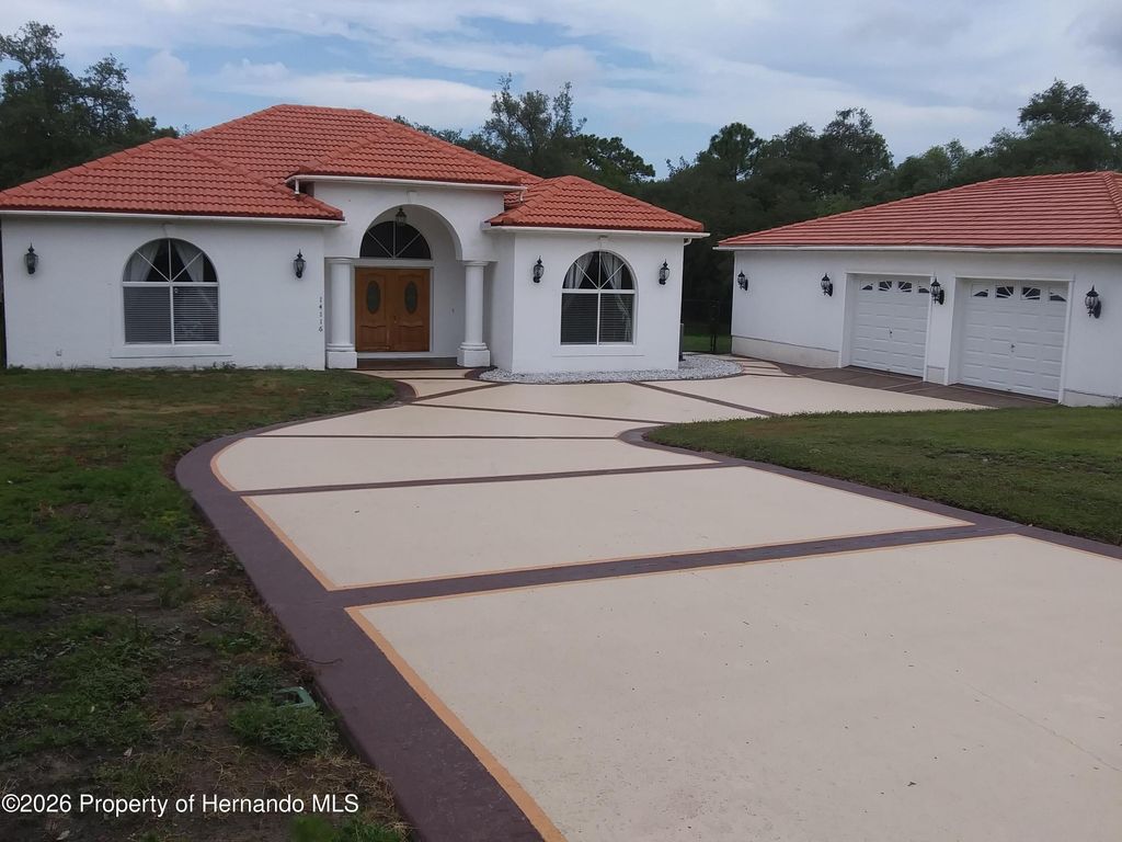 14116 Mulkerin Drive, Weeki Wachee, FL 34614