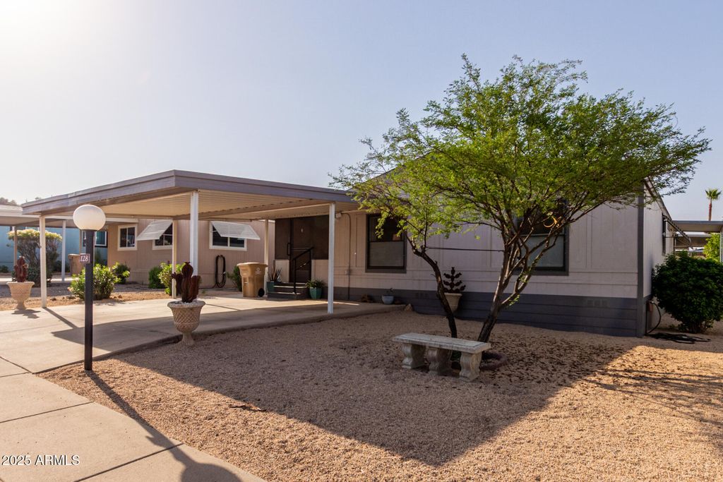 2233 E BEHREND Drive 128, Phoenix, AZ 85024 — exterior