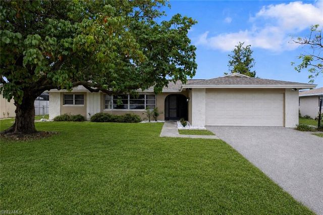 1674 Long Meadow RD, Fort Myers, FL 33919