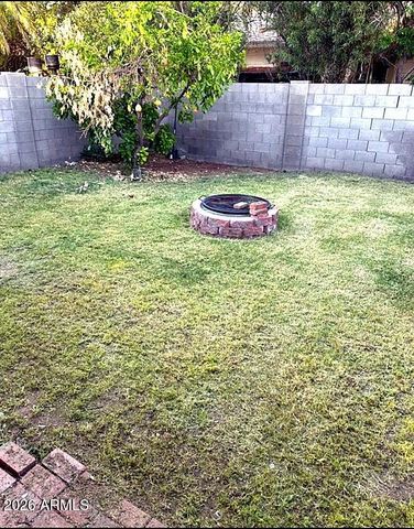 416 E ALICE Avenue, Phoenix, AZ 85020